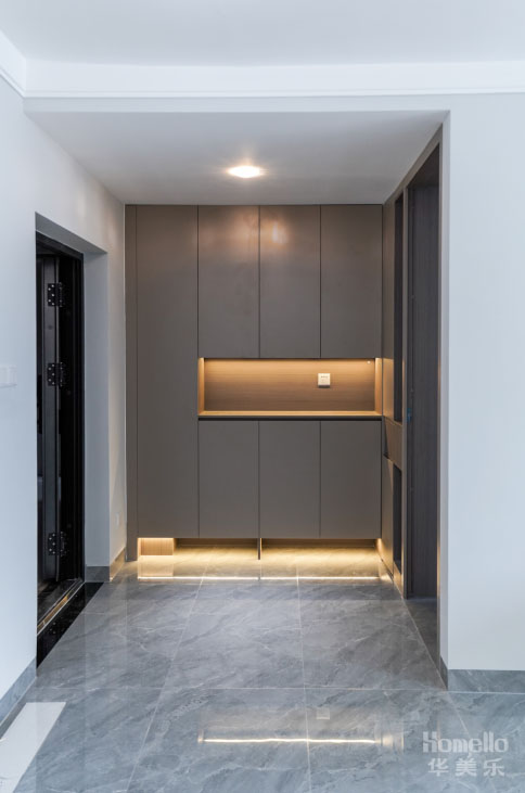 135㎡簡(jiǎn)約與實(shí)用主義結(jié)合，打造現(xiàn)代生活舒適的狀態(tài)